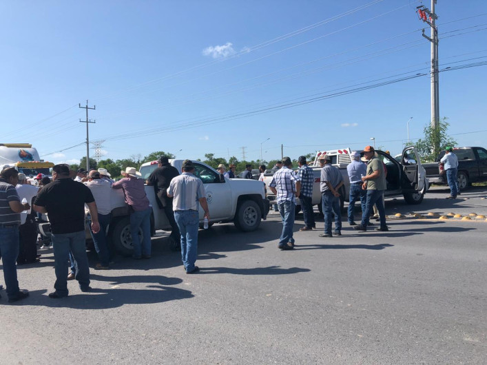 Preparan nuevo bloqueo campesino en carretera Reynosa-Río Bravo