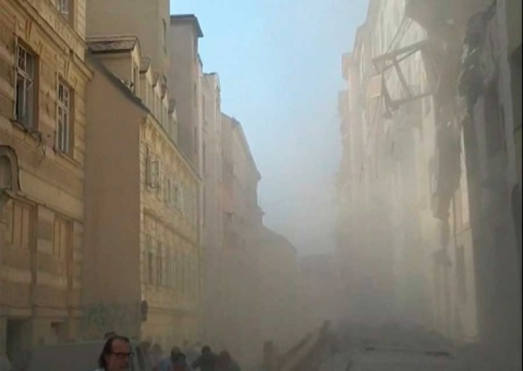 Explosión de gas provoca derrumbe de dos edificios en Austria
