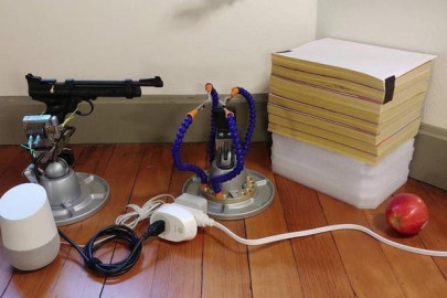 “OK, Google, activa la pistola”