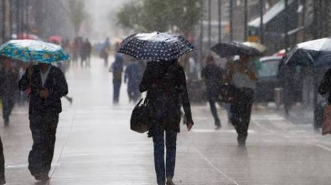 Tres sistemas causarán lluvias, fuertes vientos