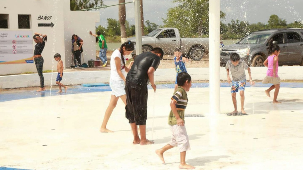 Moderada afluencia en la playita