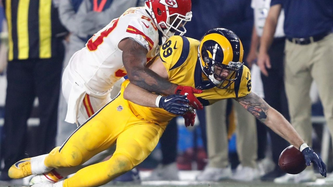 Rams vencen 54-51 a los Chiefs con récord de 105 puntos anotados