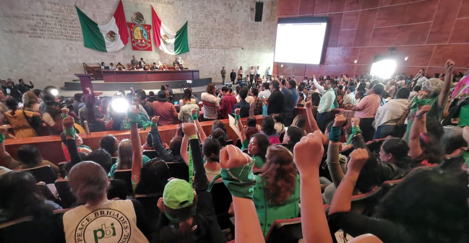 Congreso de Oaxaca aprueba despenalizar el aborto