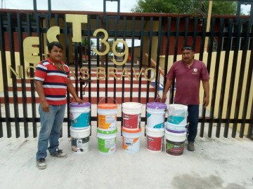 Ayuntamiento apoya con pintura a secundaria