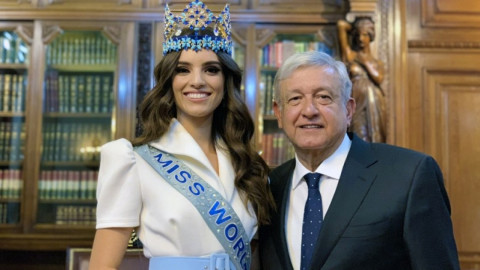 AMLO se reúne con Miss Mundo