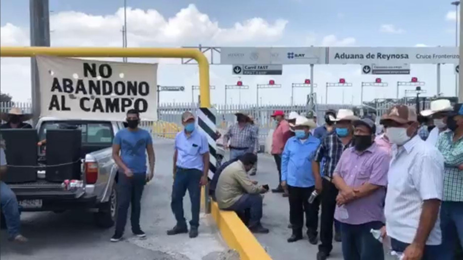 Pérdidas multimillonarias por bloqueo en puente Pharr asfixian comercio exterior