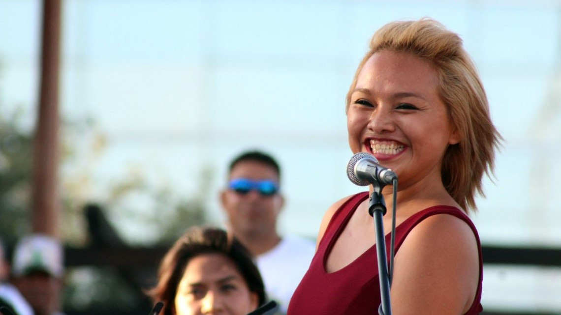 Festejan "Día del Padre" en plaza principal