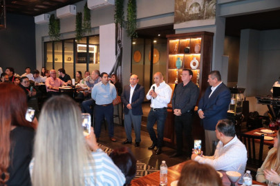 Se mantiene la apertura de negocios en Nuevo Laredo