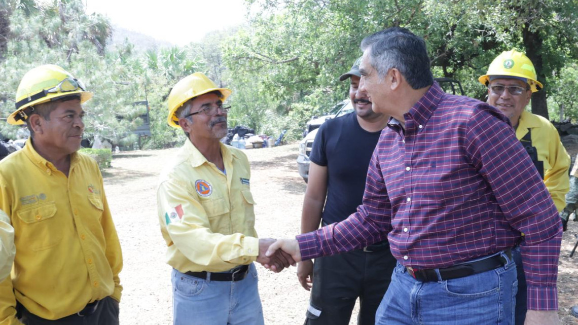 Supervisa gobernador trabajos en el Cañón del Novillo; incendio controlado al 65%