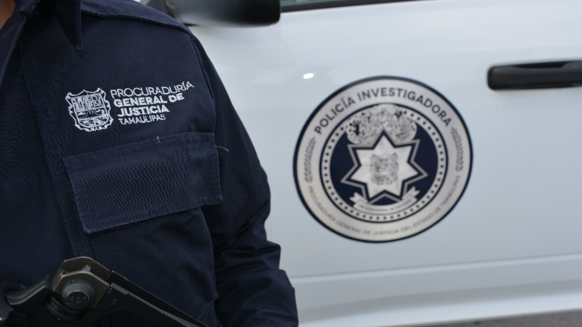 Continúan trabajos de rotulación en vehiculos de la PGJT 