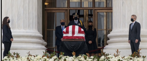 Abuchean a Donald Trump durante homenaje a jueza Ruth Bader Ginsburg 