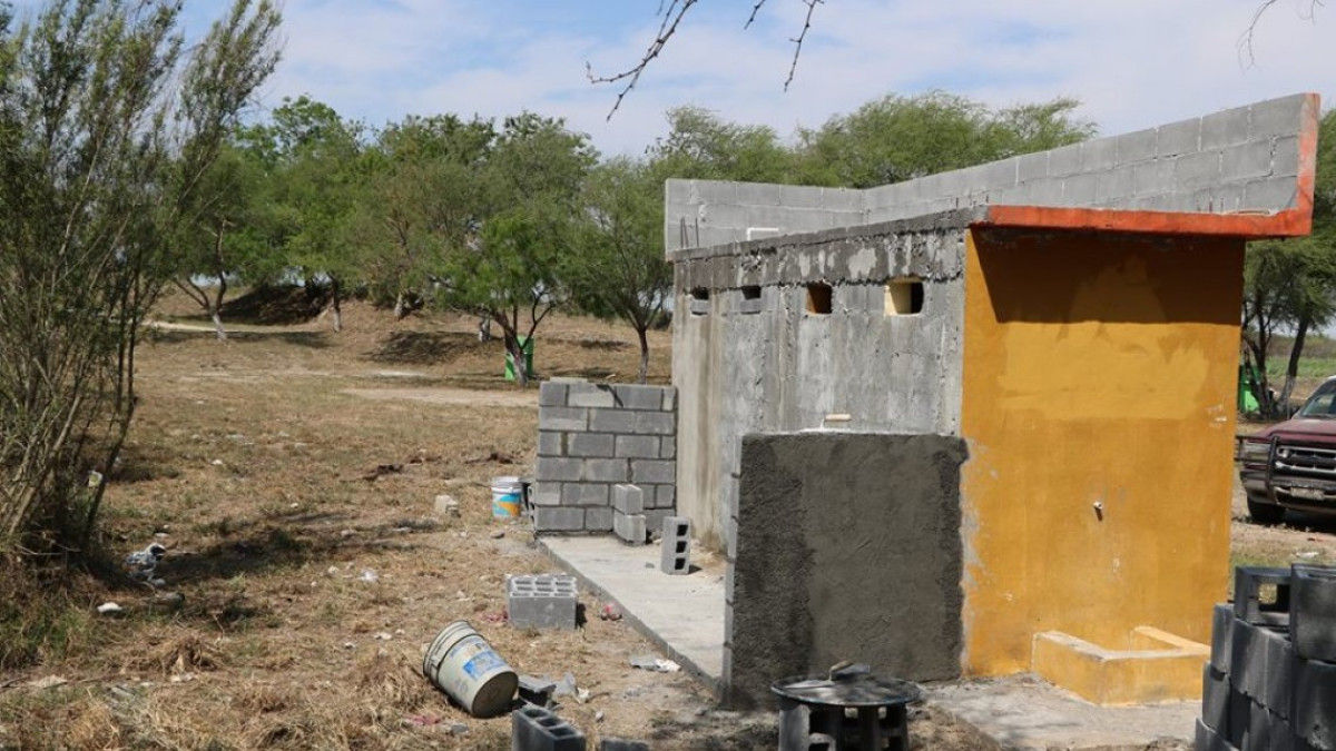 Dan mantenimiento a "La playita”