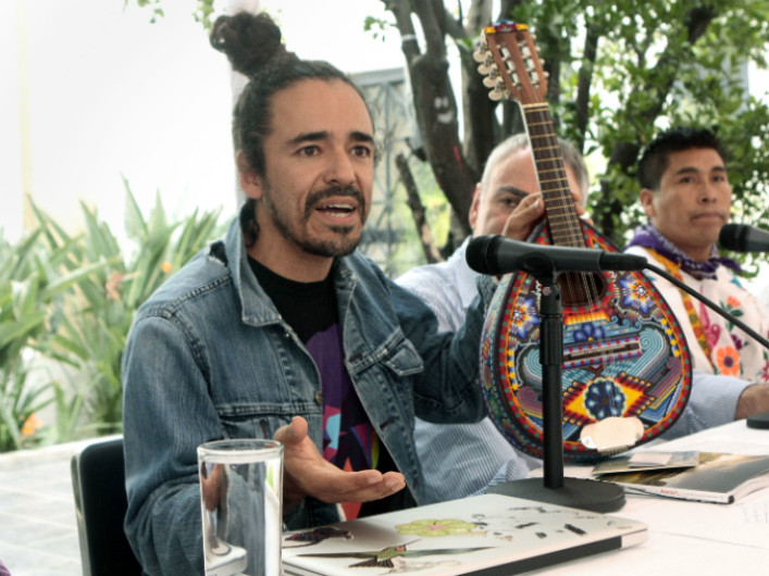 Café Tacvba cambiará autógrafos por donativos
