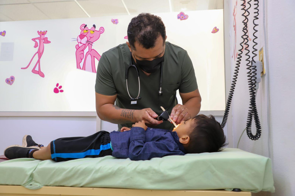 Atenta Secretaría de Salud por enfermedad de manos, pies y boca en la población infantil