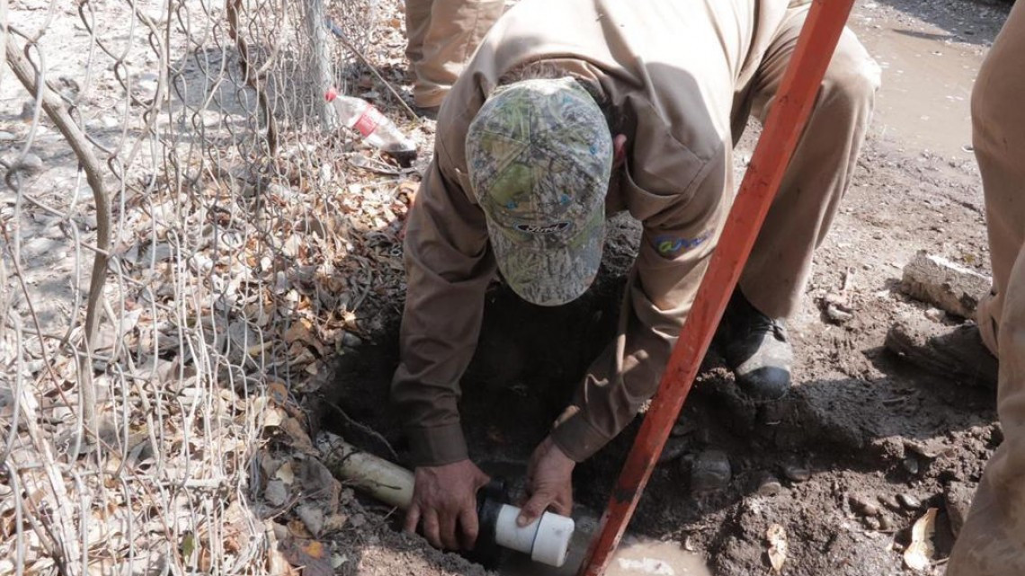 Destruye COMAPA 35 tomas clandestinas de agua 