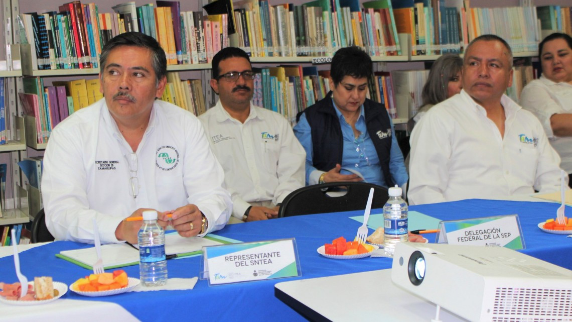 Cumple Tamaulipas metas en educación para adultos