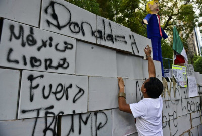 Seis de cada 10 estadunidenses se oponen al muro con México