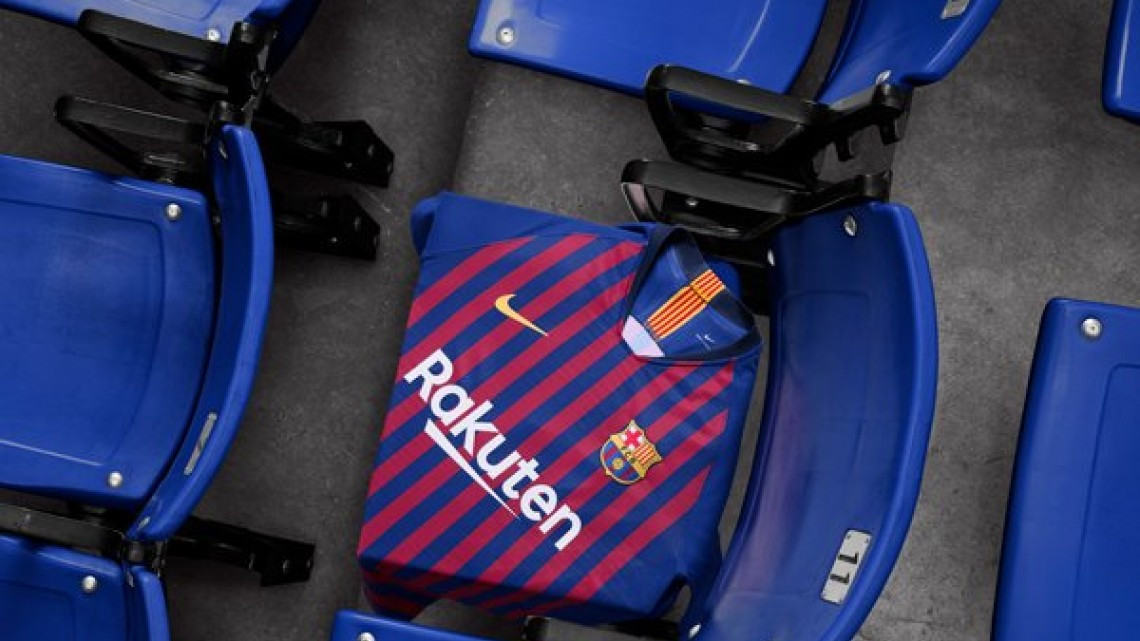 Barcelona presenta su nueva camiseta con un drone
